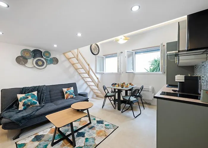 Bleu Rivage - Magnifique 2P Au Port De Nice - 1 Chambre Et 1 Mezzanine